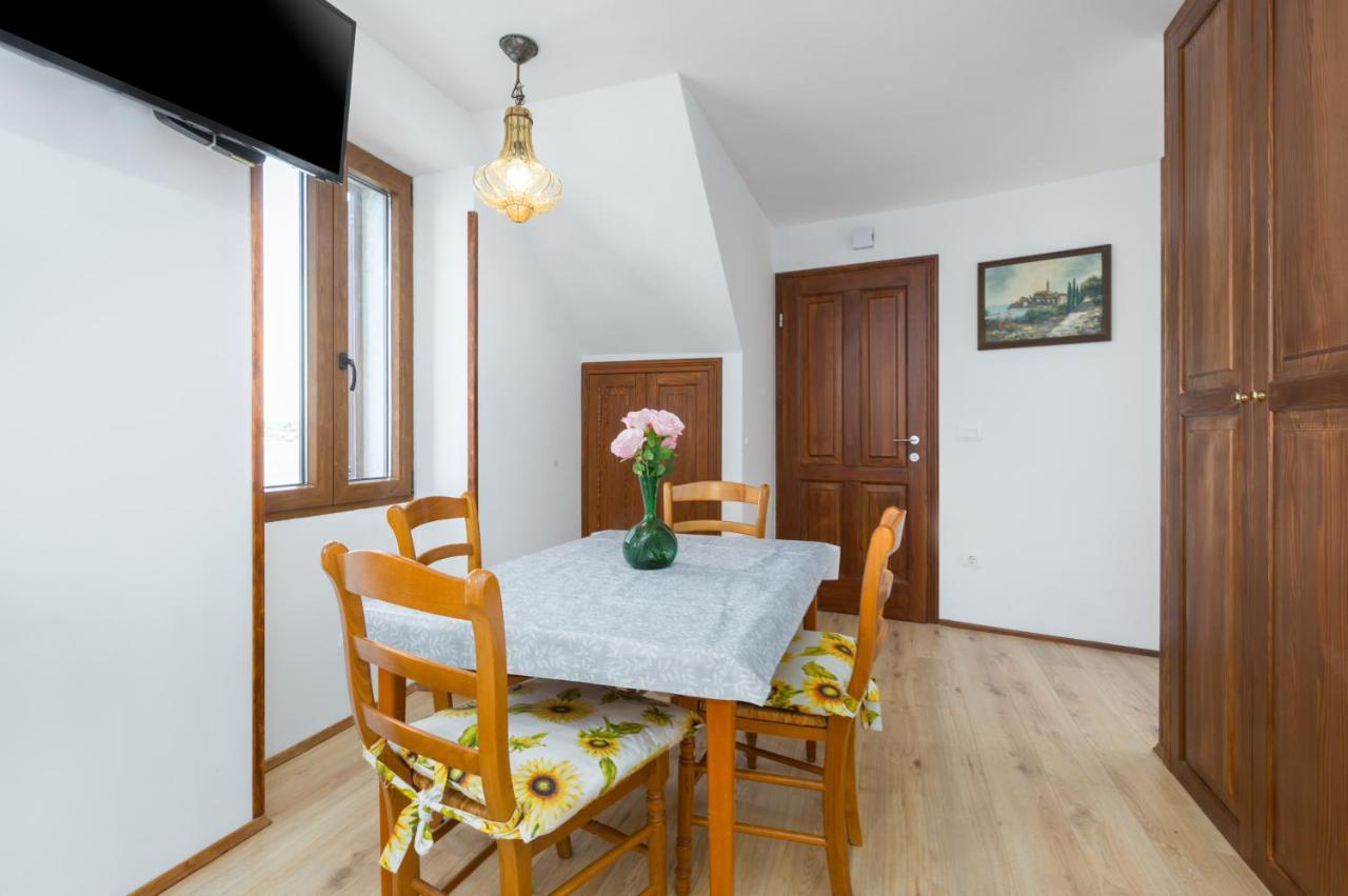 Apartment Lanterna Veneziana Rovinj Exterior foto